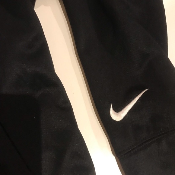 Nike sweater nwot - Picture 2 of 4